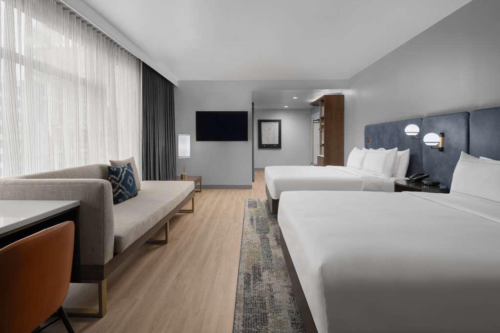 West & Main Philadelphia, Tapestry Collection Hotel 4*