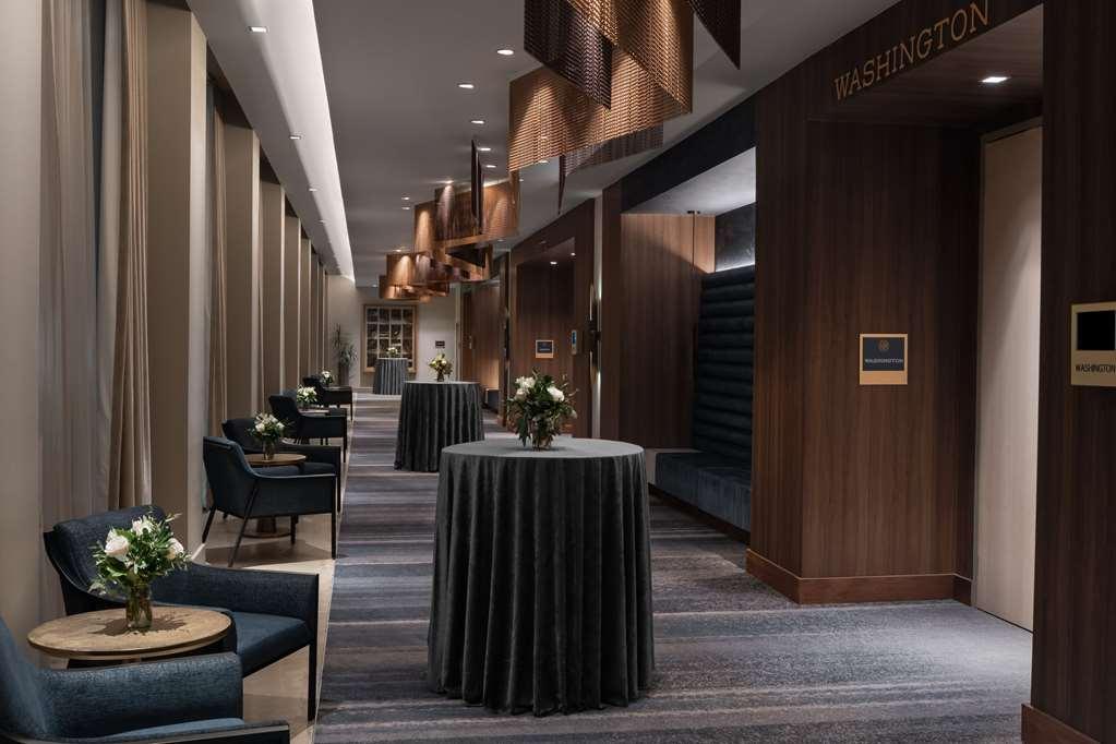 West & Main Philadelphia, Tapestry Collection 4* Conshohocken