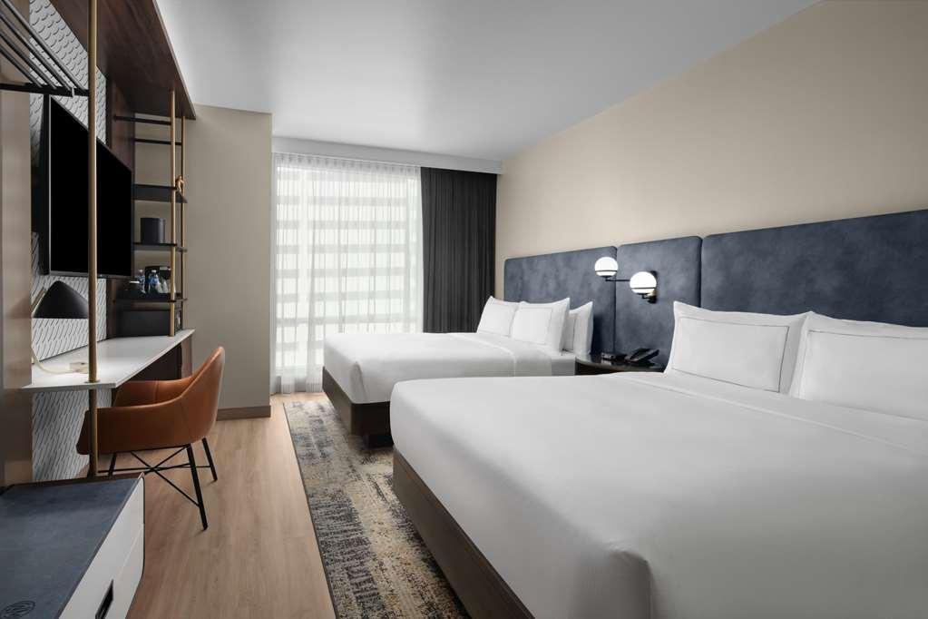 West & Main Philadelphia, Tapestry Collection Hotel 4*